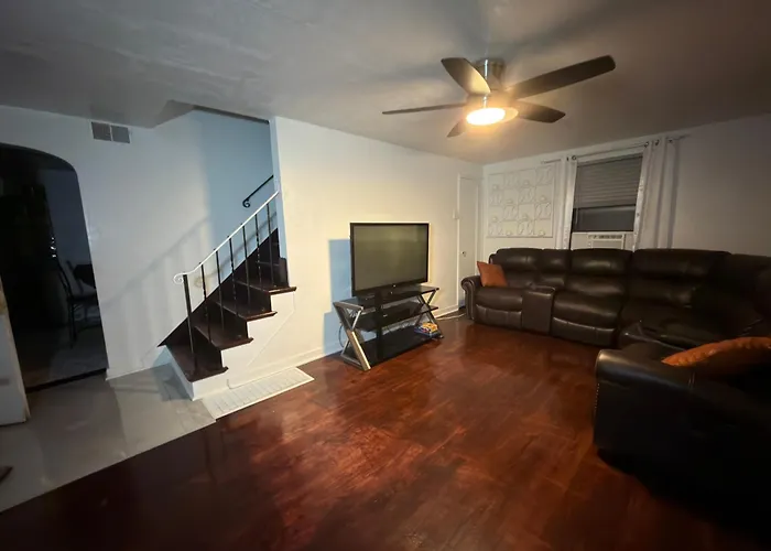 Cozy 2br Near & Upmc Hébergement de vacances *